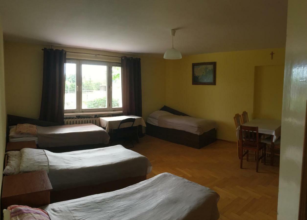 Noclegi Tulipan Konin  Bagian luar foto